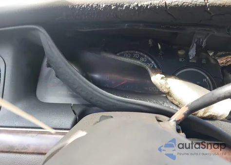 2000 Ford Crown Victoria z USA, uszkodzony, nr VIN 2FAFP73W3YX213686